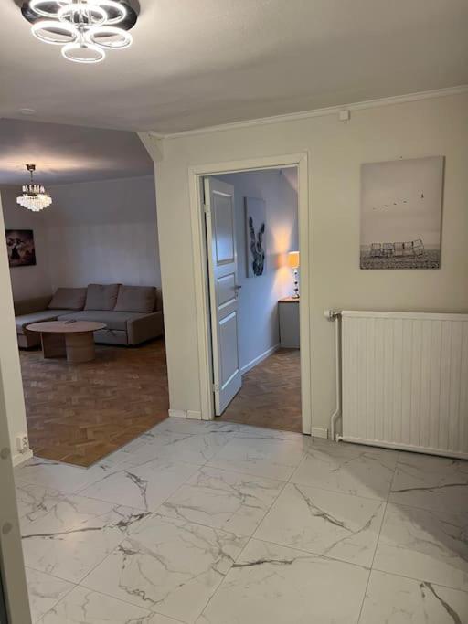 Haerligt Stort Boende I Perfekt Laege Boras Bagian luar foto